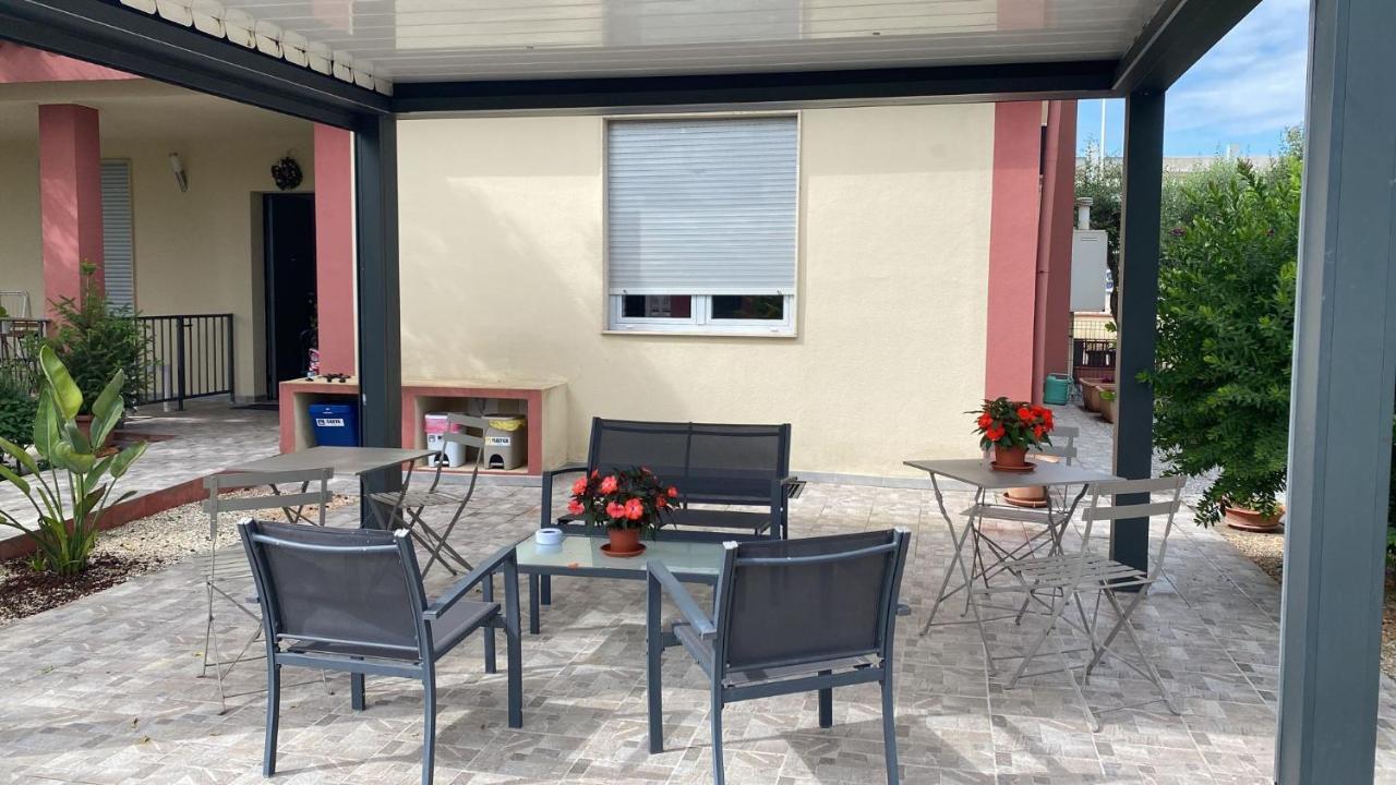 Bed&Breakfast Villa Nora Quartu SantʼElena Exterior foto